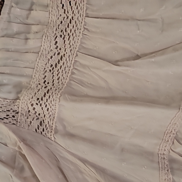 Pink blouse - Picture 3 of 3